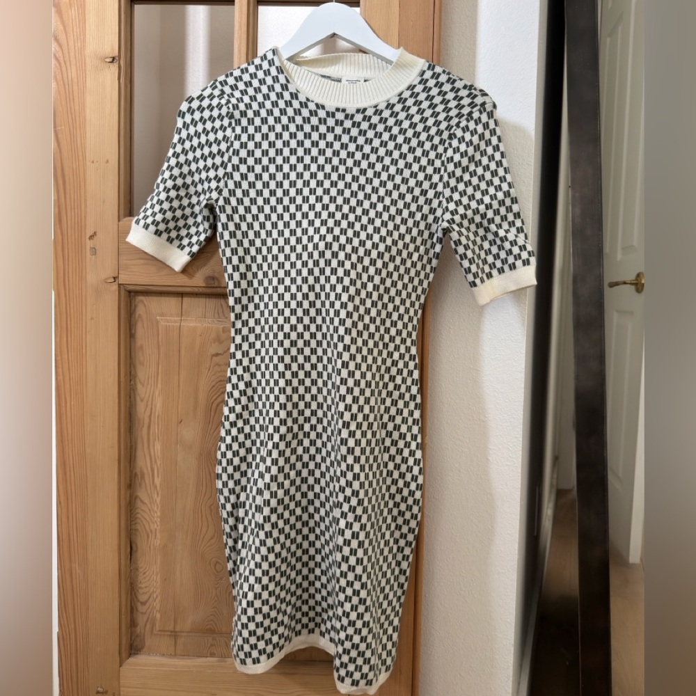 Abercrombie & Fitch Black and White Checker Knit Midi Dress
